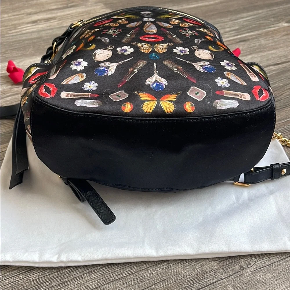 Alexander McQueen - Picture 7 of 9